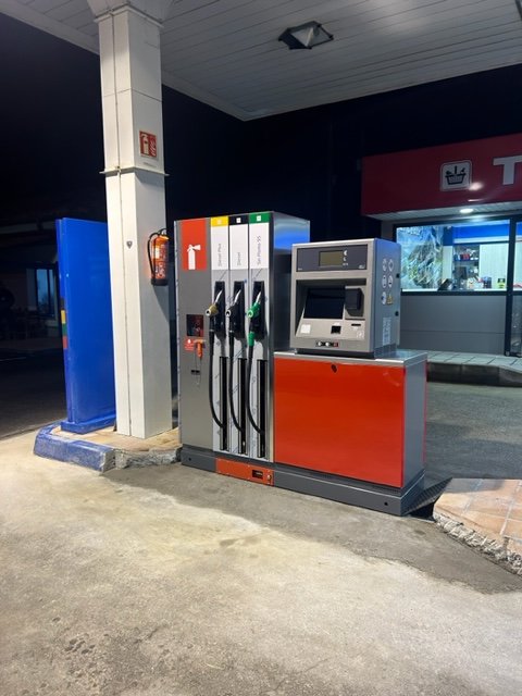 Surtidor desatendido instalado en Llanes