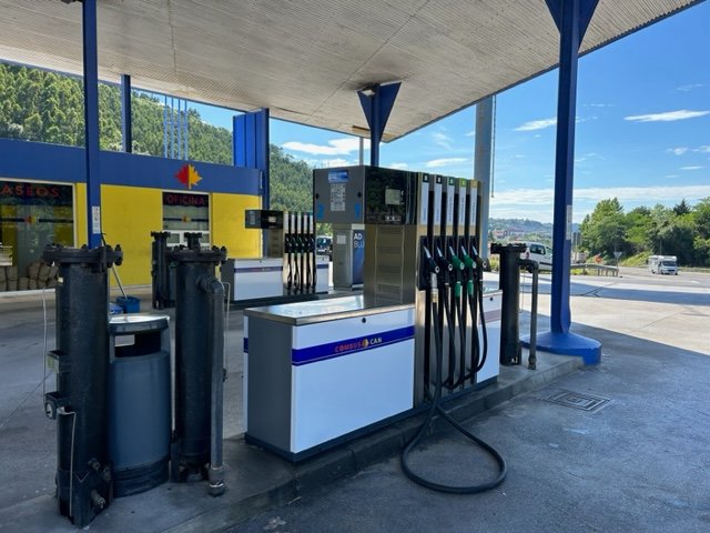 Surtidores en funcionamiento